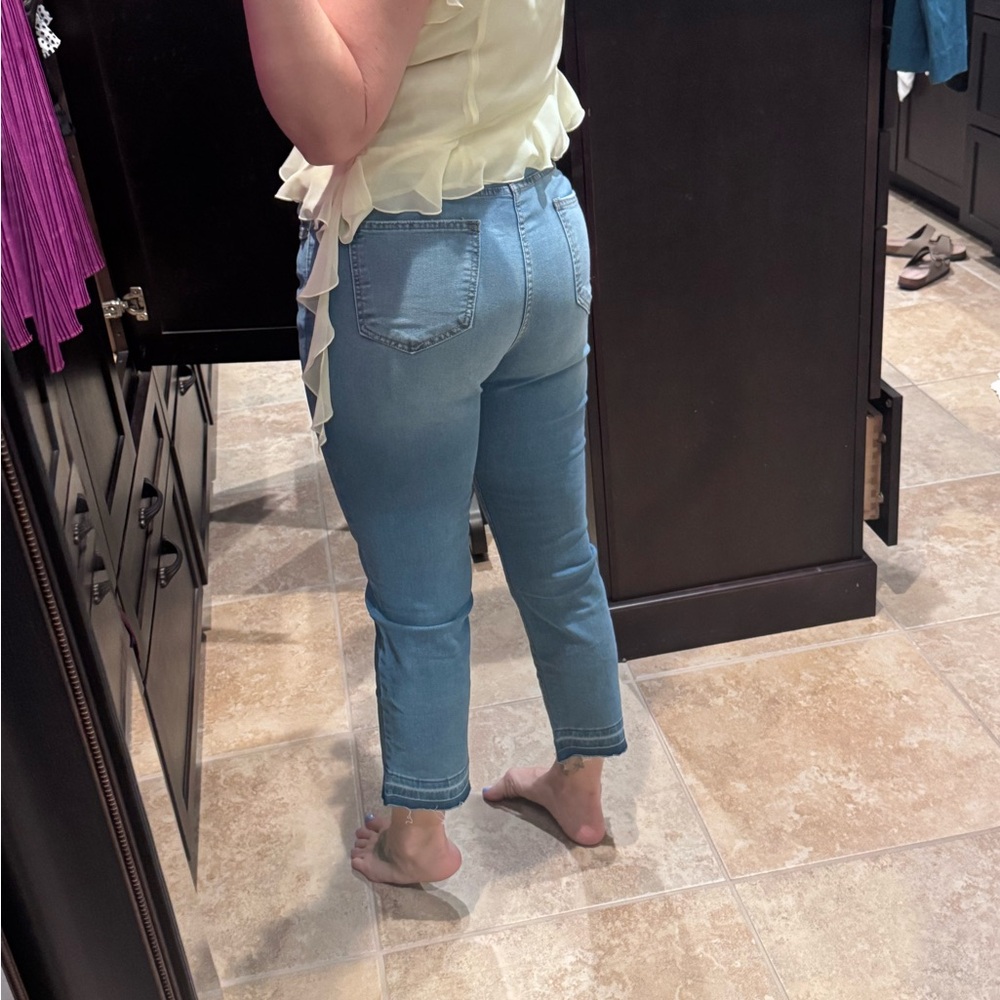 Women's Light Blue Jeans